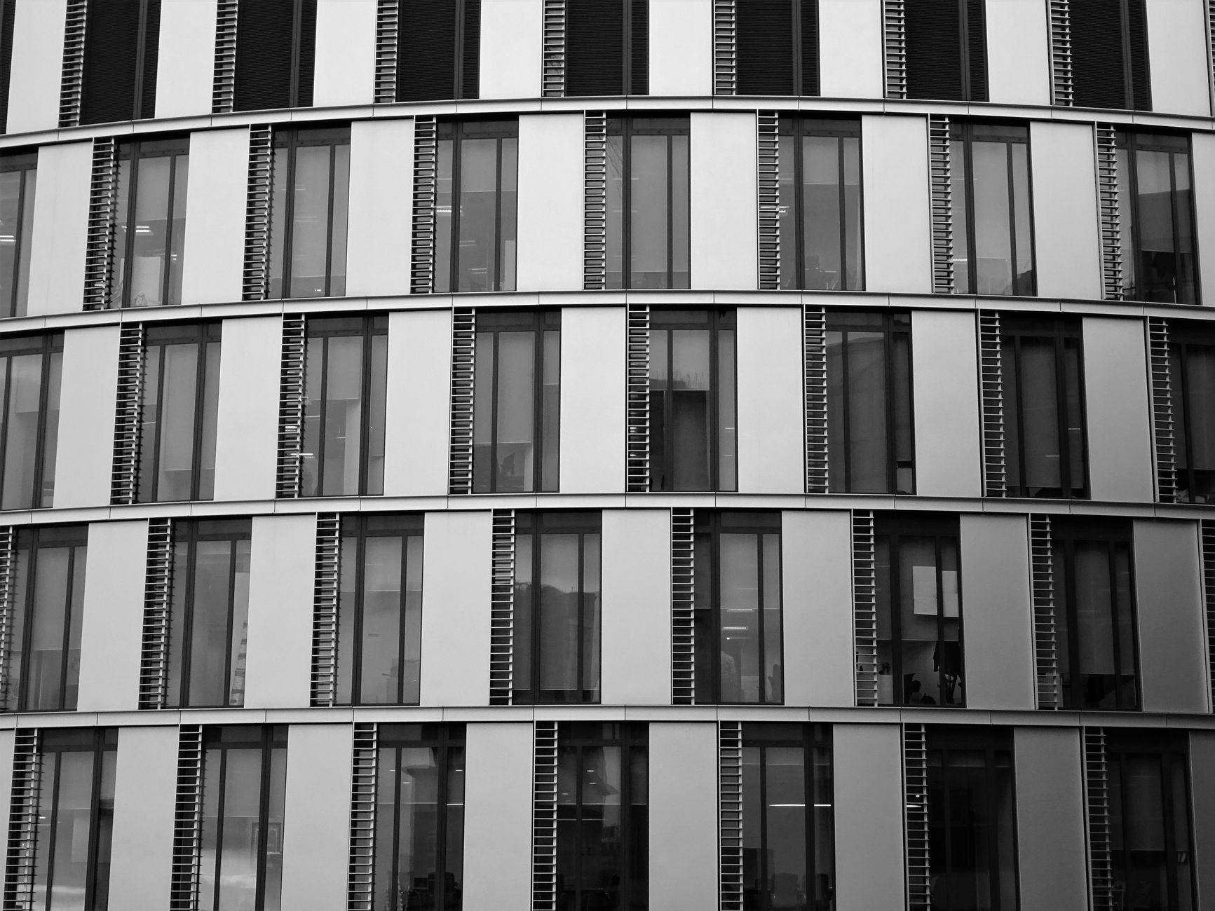 Kontorejendommens facade
