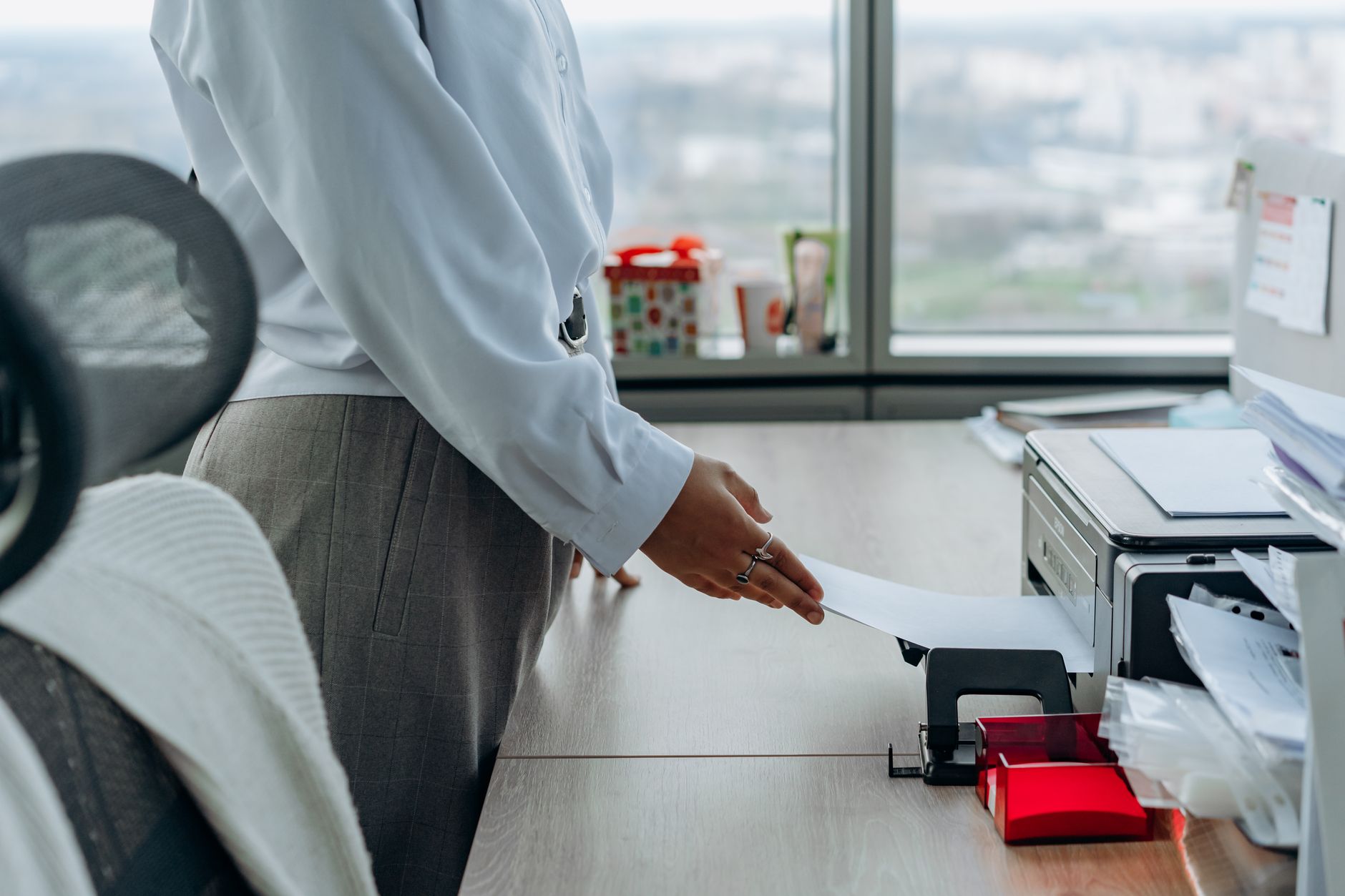Printer i et kontormiljø